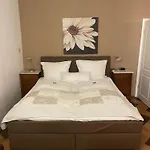 Zum Burggraf 3* Neuleiningen
