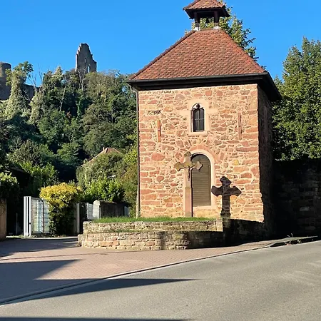 Zum Burggraf Hotel 3*