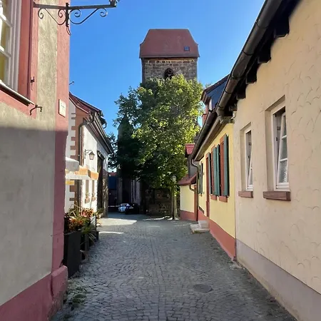 Zum Burggraf 3* Neuleiningen