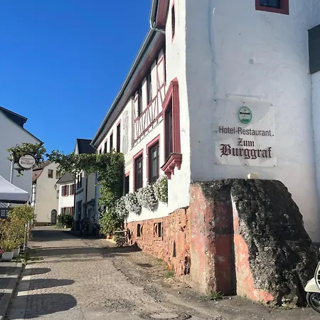 Zum Burggraf Hotel