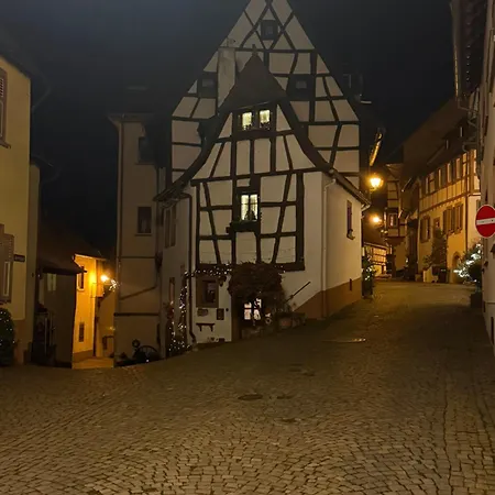 Zum Burggraf Hotel 3*