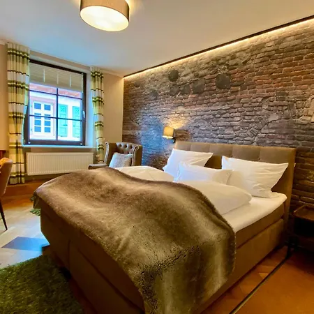 Otel Zum Burggraf 3*