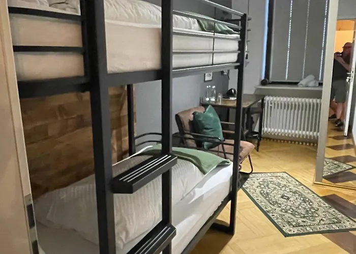 酒店 Zum Burggraf 3*